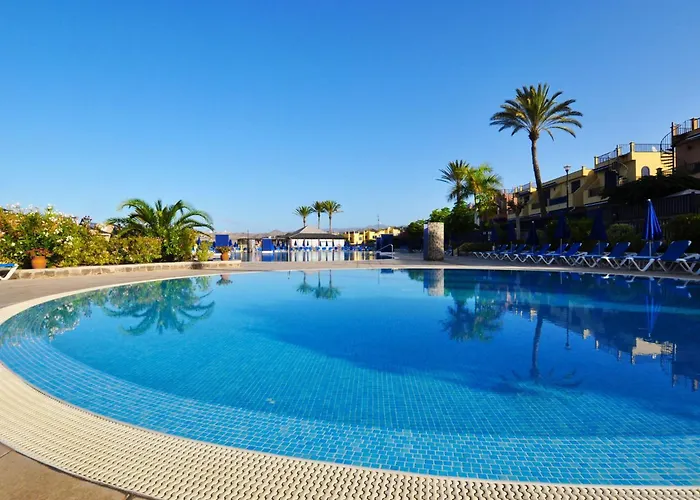 In Costa Mit Grossem Gemeinsamem Pool By Interhome בית נופש *